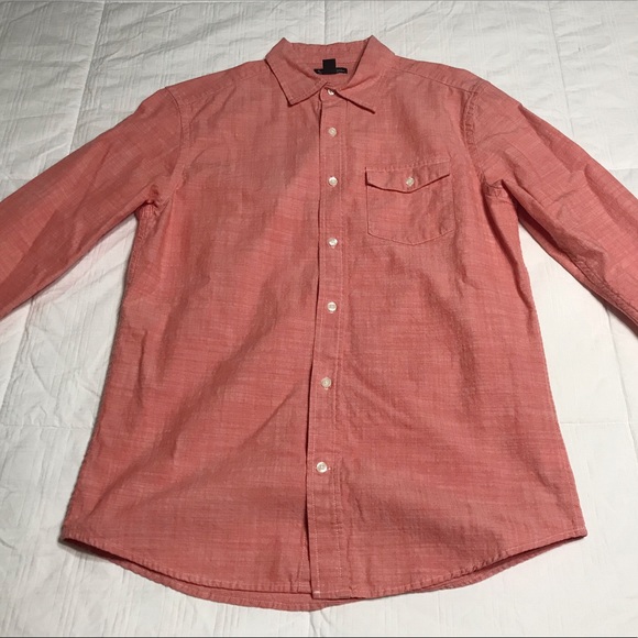 CAUSAL BUTTON DOWN - Picture 1 of 2